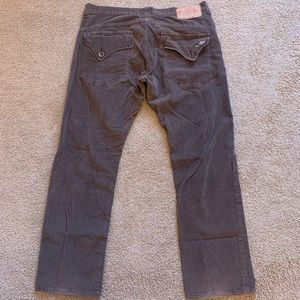 Ed Hardy men’s brown size 38 jeans